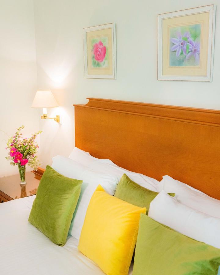 The Dixcart Hotel Sark Buitenkant foto
